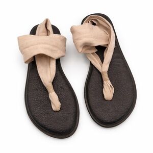 Sanuk Black & Beige Yoga Sling 2 Sandals Size 7